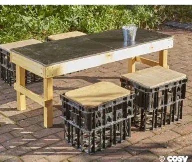 Cosy Slim Crate Chalk Table With Crate Seats (Direct Shipping Item)